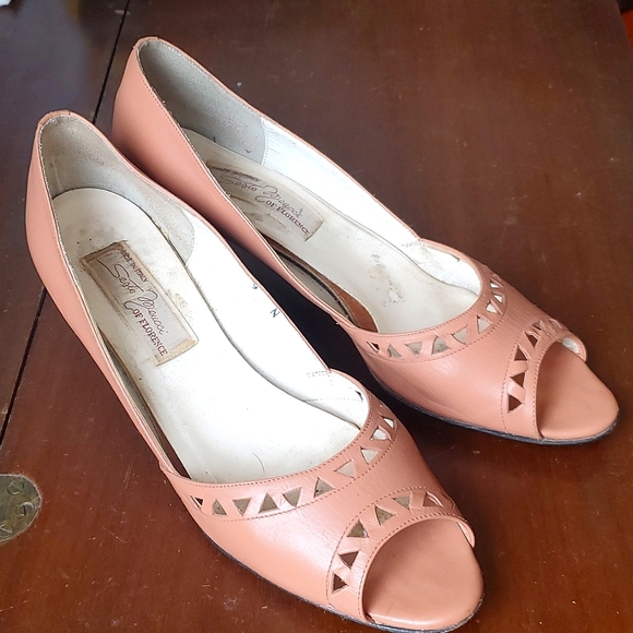 Vintage Kitten Heels, Made in Italy - Picture 1 of 7